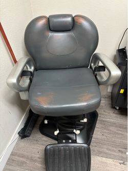 Barber chair