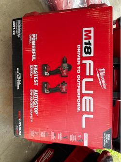 Milwaukee Drill Impact Combo with Batteries Brand New