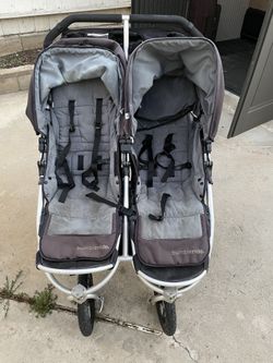 Bumbleride Double Stroller