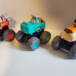 3 Animal Monster Truck Toys pull back and go