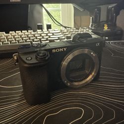 Sony A6400 (Body Only)