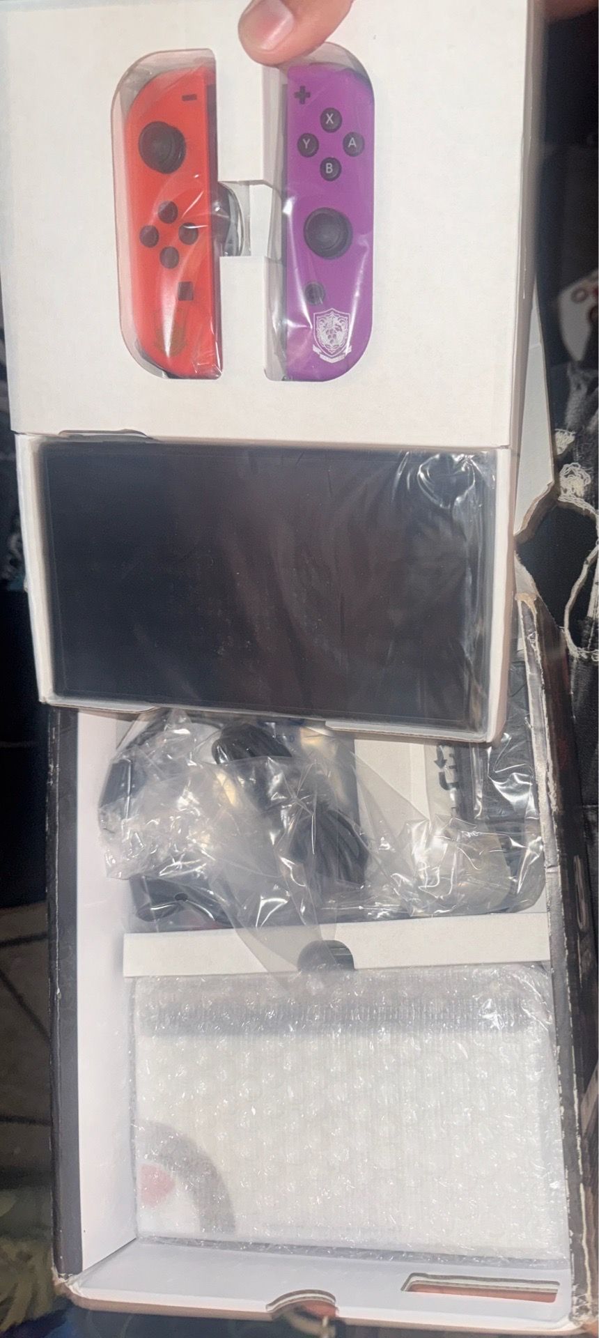 Nintendo switch OLED Pokémon edition