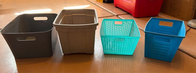 4- plastic buckets/ totes