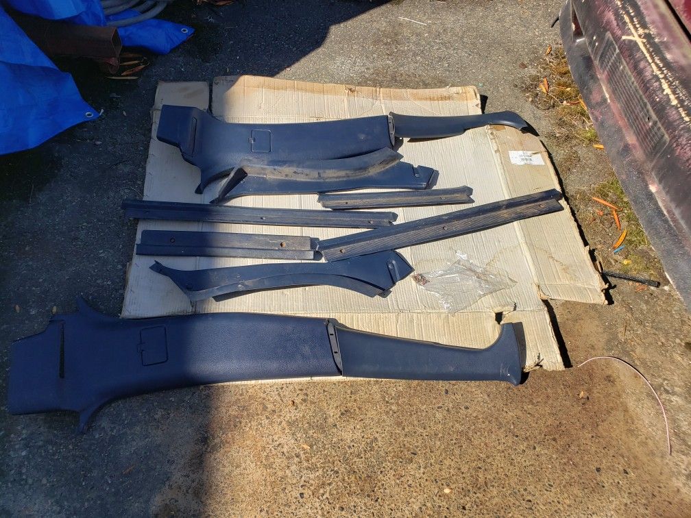 87-91 Camry B Pillar Trim And Rocker Trim