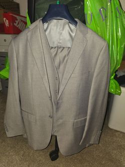 Men's Gray Three-Piece Suit Jacket, Vest and pants