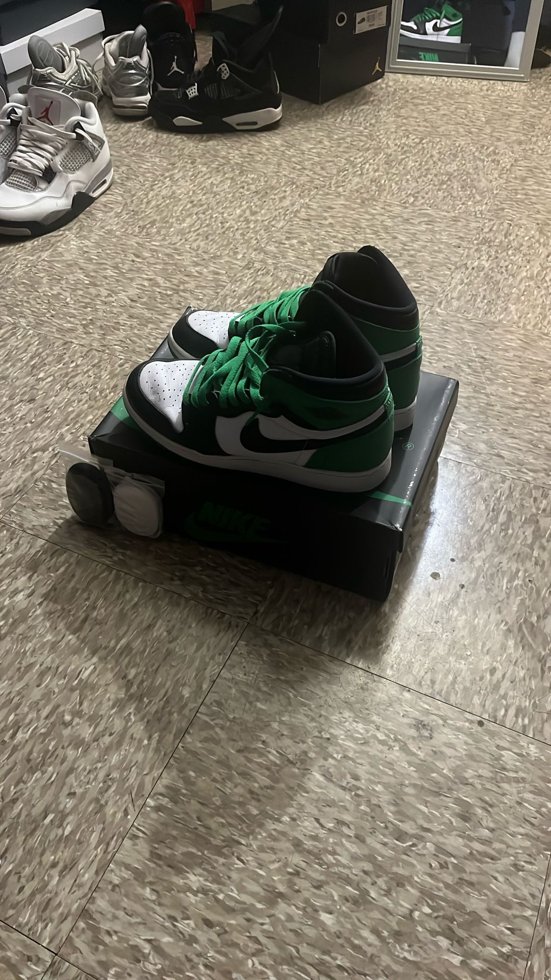 Air Jordan 1