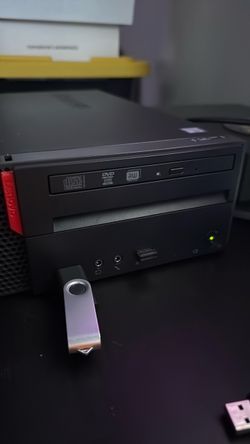ThinkCentre M900 SFF