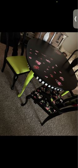 McKenzie child inspired table