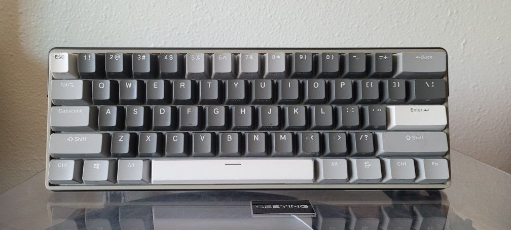 Royal Kludge 61 Plus