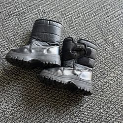 Snow Boots WFS