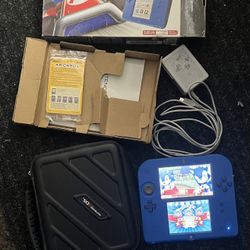 NINTENDO 2DS (Complete In Box)