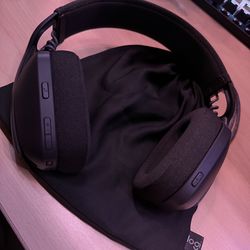 Logitech Zone Vibe 100