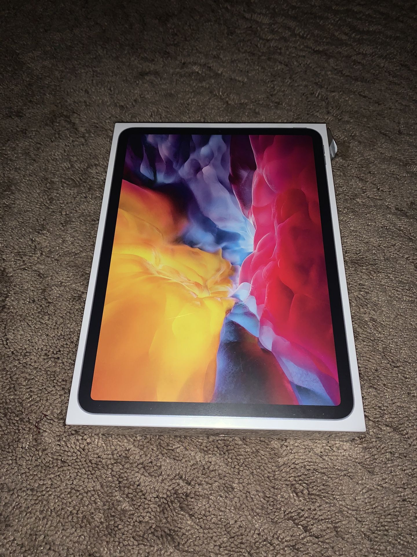 Brand new iPad Pro 2nd Generation (11 inches, 256gb, Space Gray, Cellular)