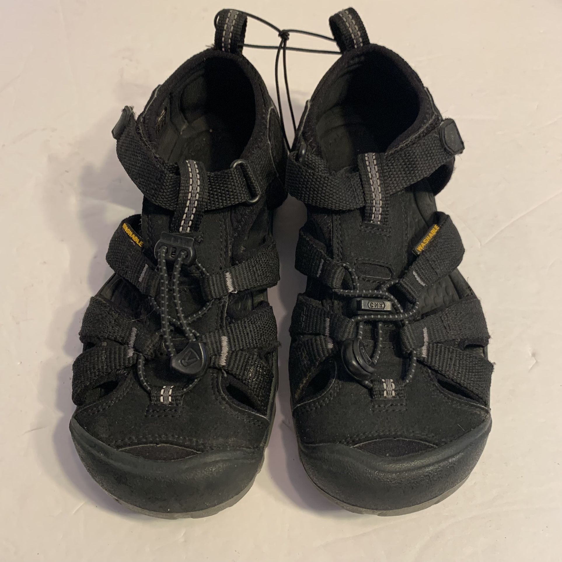 KEEN Newport H2 Sandals Little Kids Waterproof Hybrid Size 2M Boys Girls Black