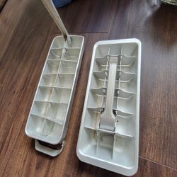 Old Fashion Ice Trays
