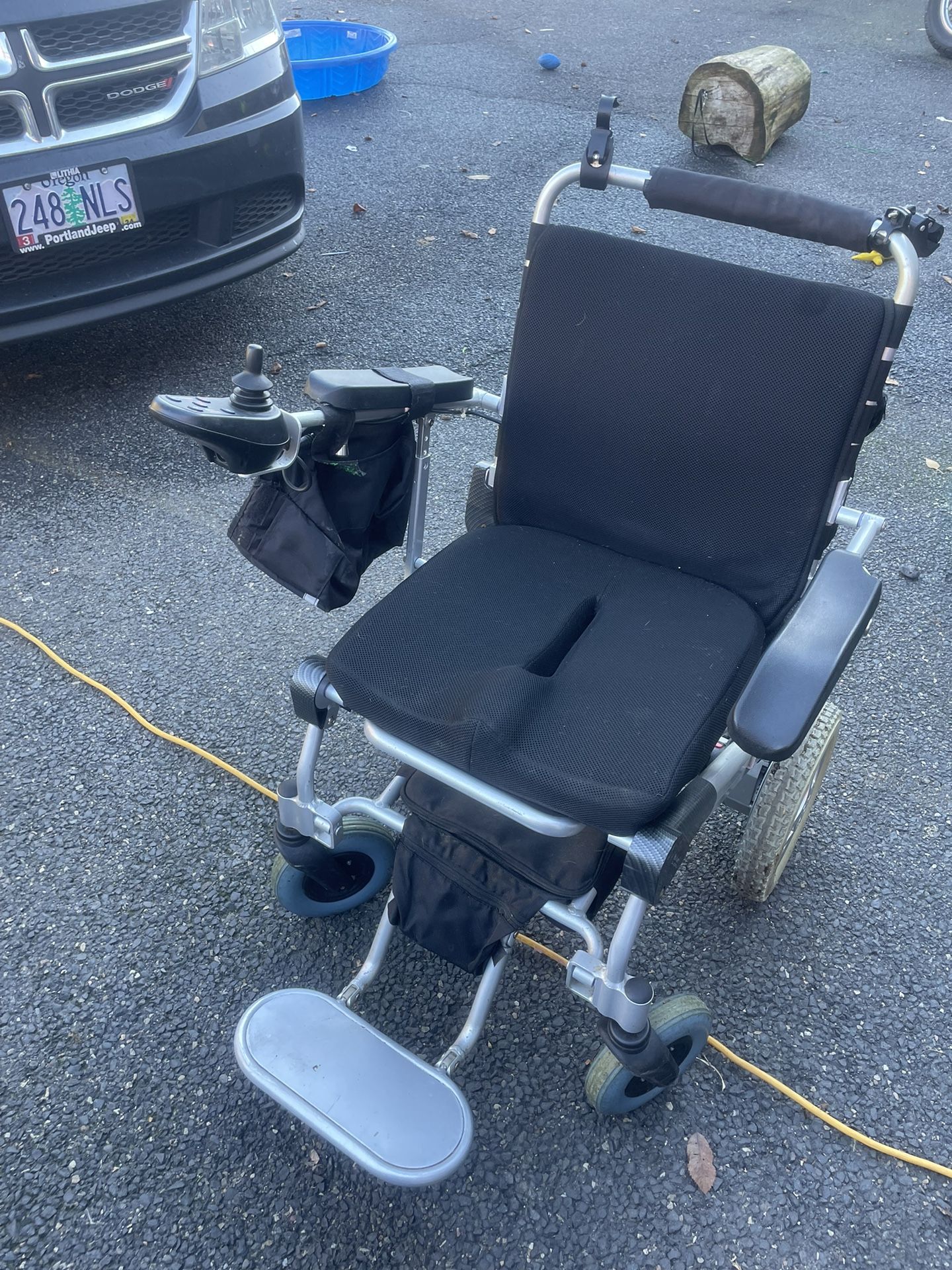 Electric Folding Wheelchair