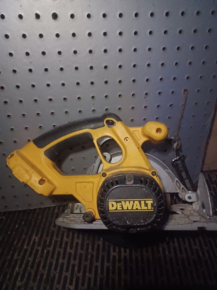 18v Dewalt Circular Saw