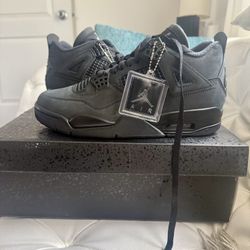 Size 9 Men Jordan 4 Black Cat 2025