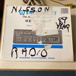 89 Nissan Radio