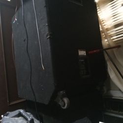 Several Speakers And Some Power Amplifiers  Interested Let Me Know Sell All Or Partial Sound Sistem