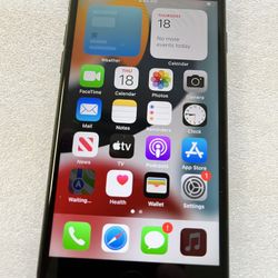 iPhone 8 factory unlocked to any carrier 64 GB great condition