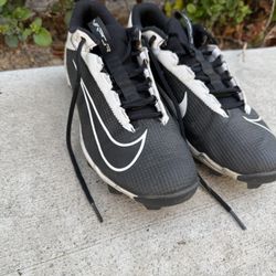 Nike Football Cleats Size 8