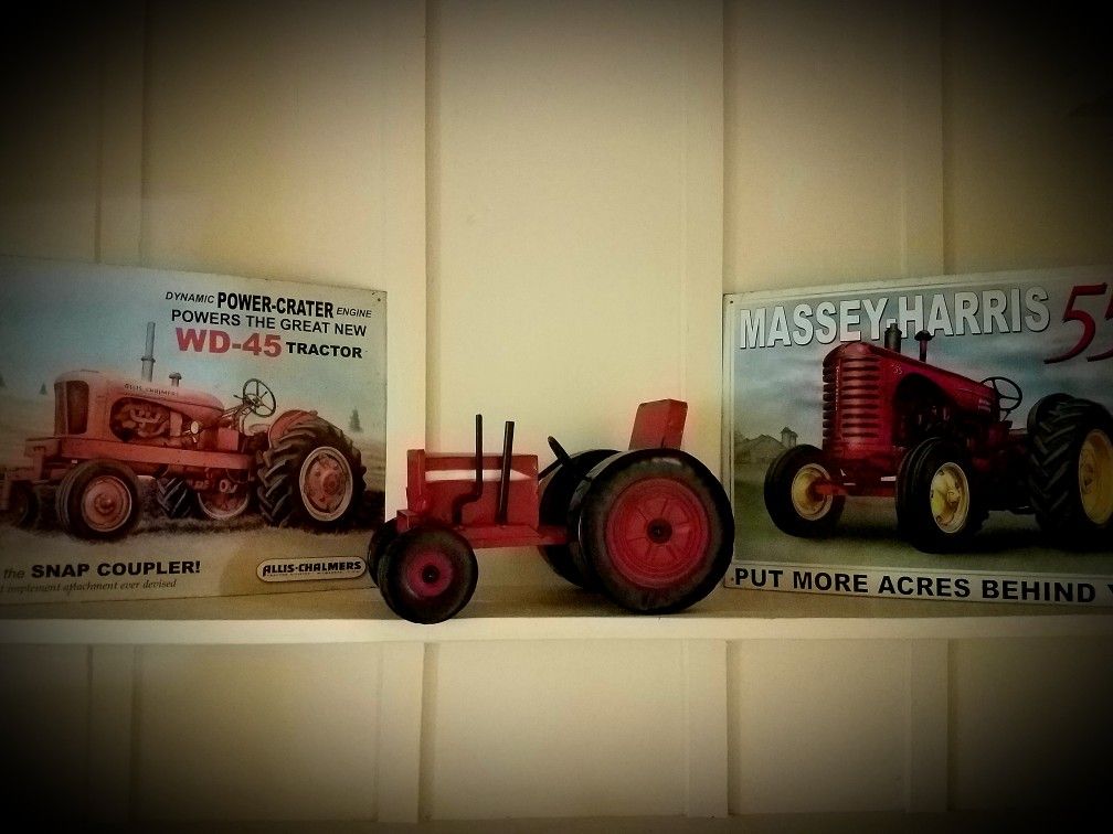 2 Allis-Chalmers Tin Tractor Signs & 1 Novelty Steel Tractor Decor