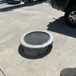 Kid’s Trampoline 