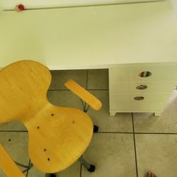 Desk with chair - El Dorado Furniture