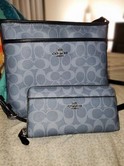 Coach Messenger W/ Wallet