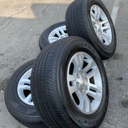 Chevy Silverado Wheels 265/65/18” Goodyear 