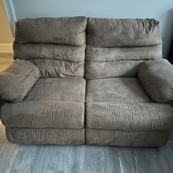 Love Seat Dual Recliner 