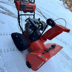 Ariens SHO Platinum Track Snowblower 