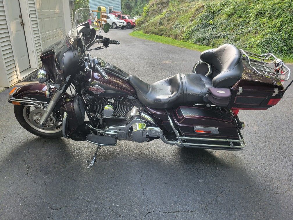 2006 Harley Davidson FLHTCUI
