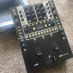 NEW DJ Mixer by Rane - CDJ Serato Turntables Vinyl Pioneer Numark Records USB
