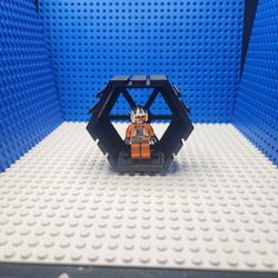 Cis Minifigure Hex Display