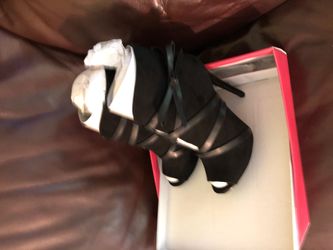 JustFAB black heels. Sz 8