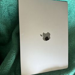 MacBook Pro 14inch M2 Pro (2023)