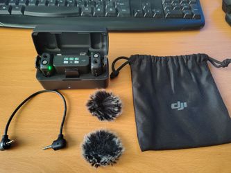DJI MIC - 2 MICS - 1 RECEIVER - ALL ACCESSORIES INCLUDED - $75.00