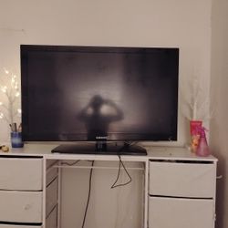 Samsung 42 Inch Flat Screen Tv