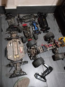 RC cars controllers batteries what you see in the picture