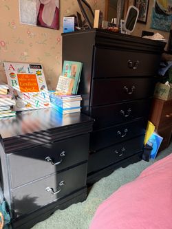 End table/ dresser