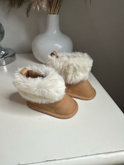 BABYGIRL BOOTS 0-3M