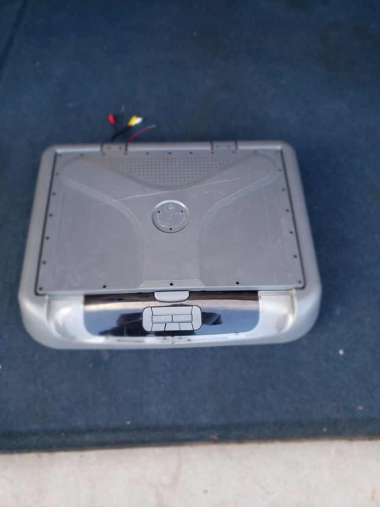 Rockville 16 inch tv flip down roof mount