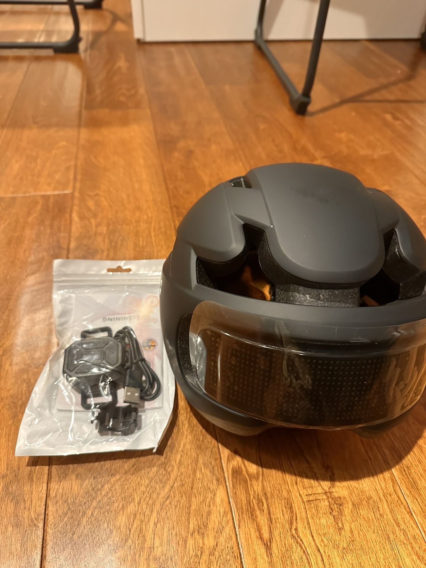 Smart Bike Helmet with Light: Bicycle Helmets for Adult Teens for Mountain & Road Cycling