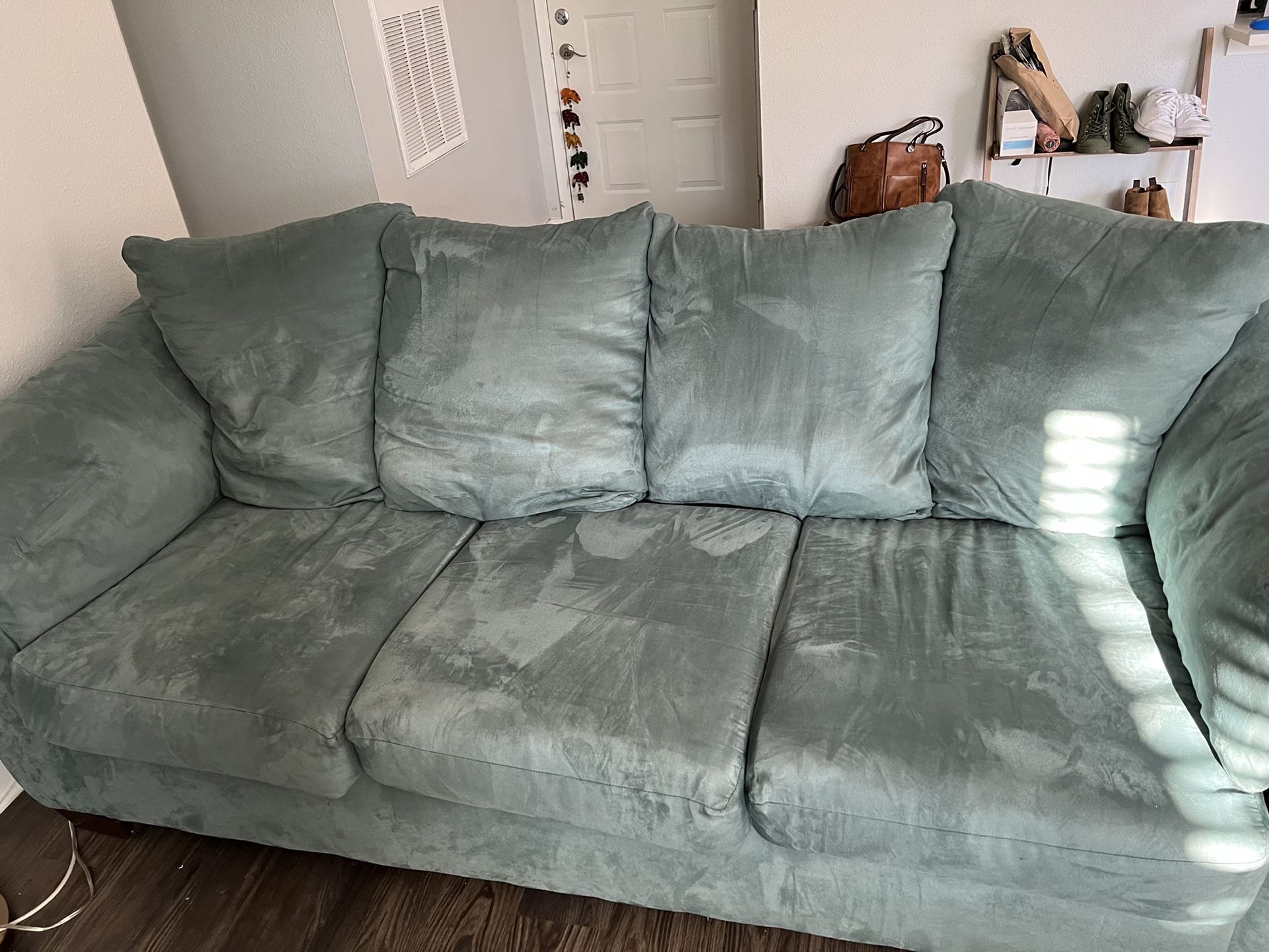 Beautiful, Comfy, Fluffy, Plush Couch / Sofa