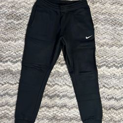 🏆Nike Club Fleece Black Tapered Jogger🏆