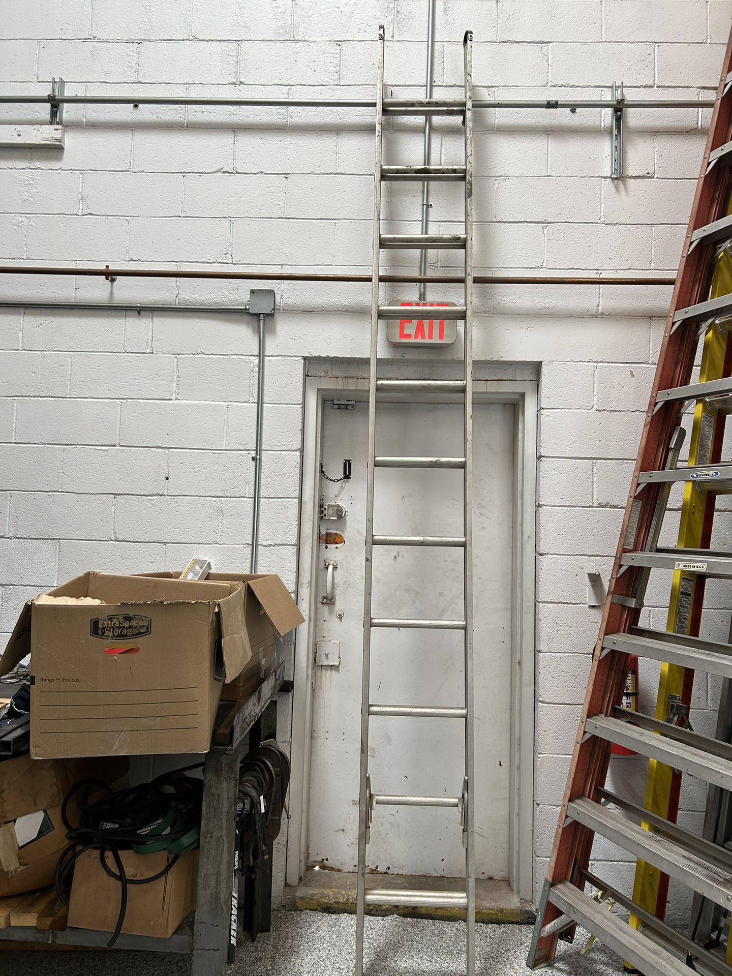 20ft Metal Ladder / 16ft Metal Ladder 
