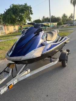 Yamaha Waverunner
