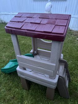 Step2 Naturally Playful Lookout Treehouse
